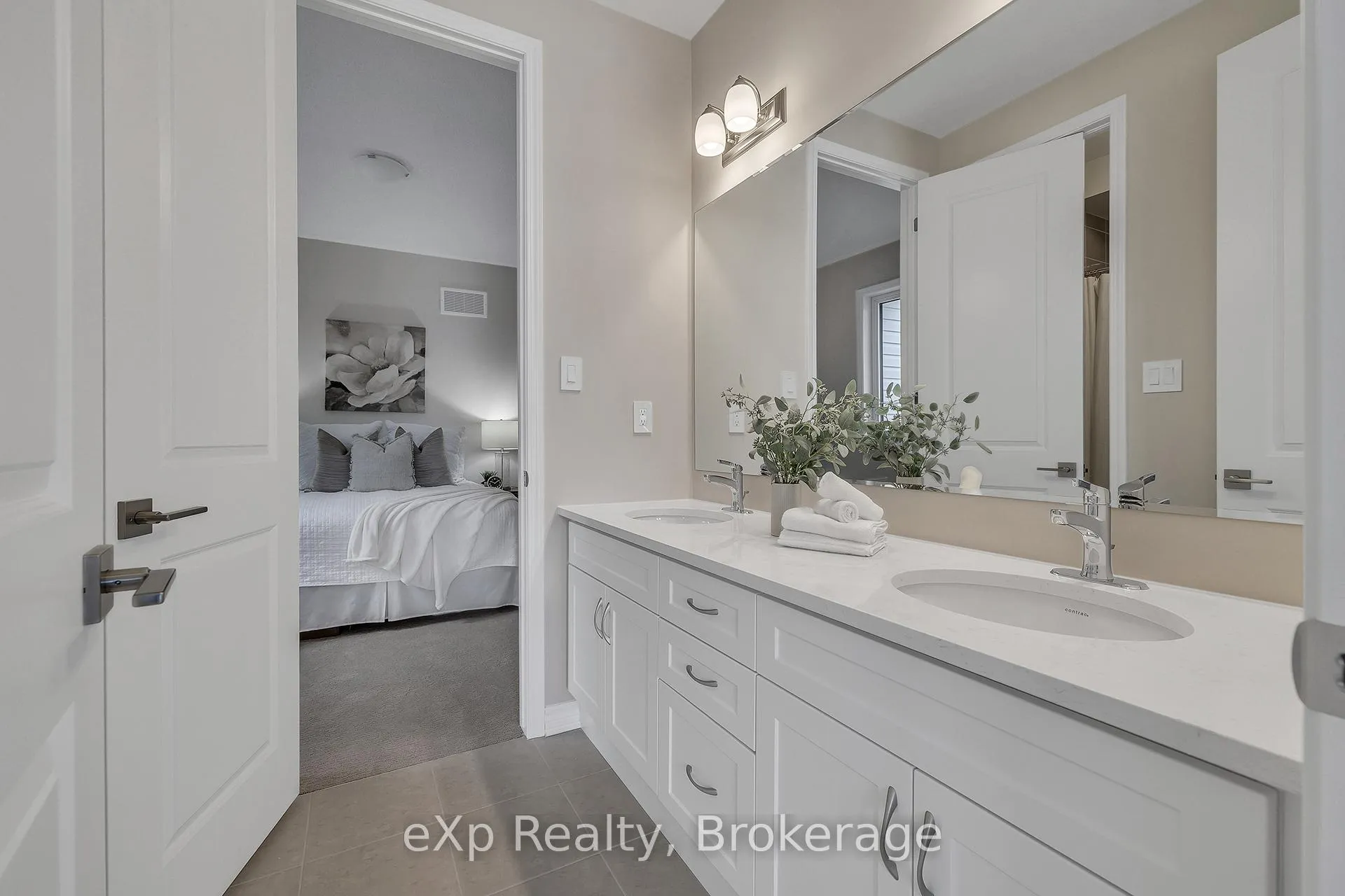 Photo 31 of 1361 Whitlock Avenue, Milton, Bowes — HOMEH