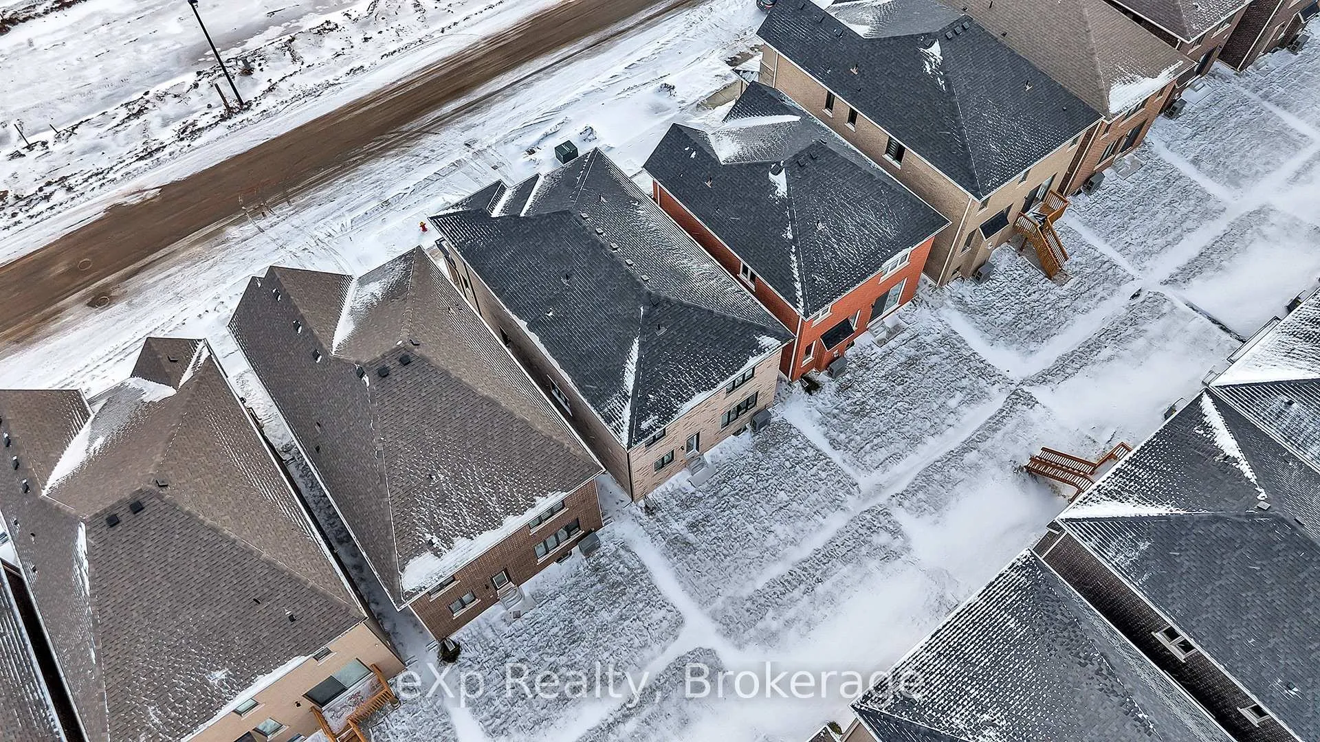 Photo 37 of 1361 Whitlock Avenue, Milton, Bowes — HOMEH