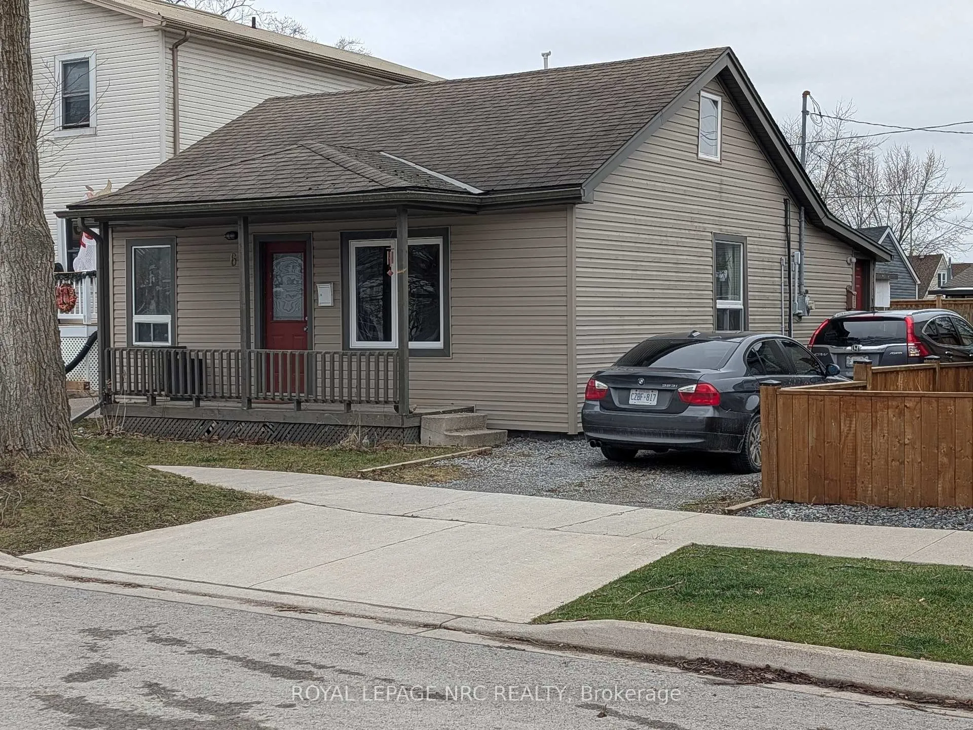 Photo 1 of 6 Nelles Road N, Welland, Lincoln/Crowland — HOMEH
