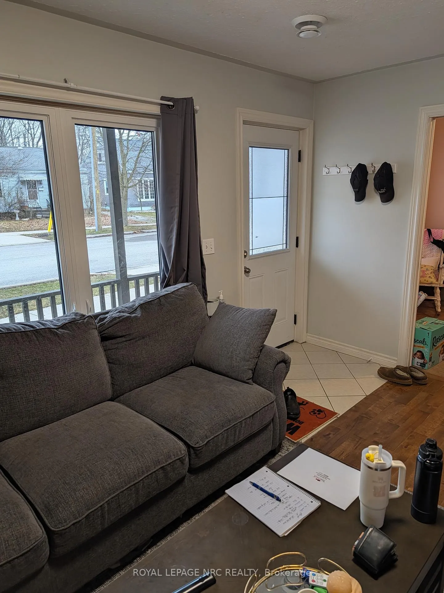 Photo 3 of 6 Nelles Road N, Welland, Lincoln/Crowland — HOMEH