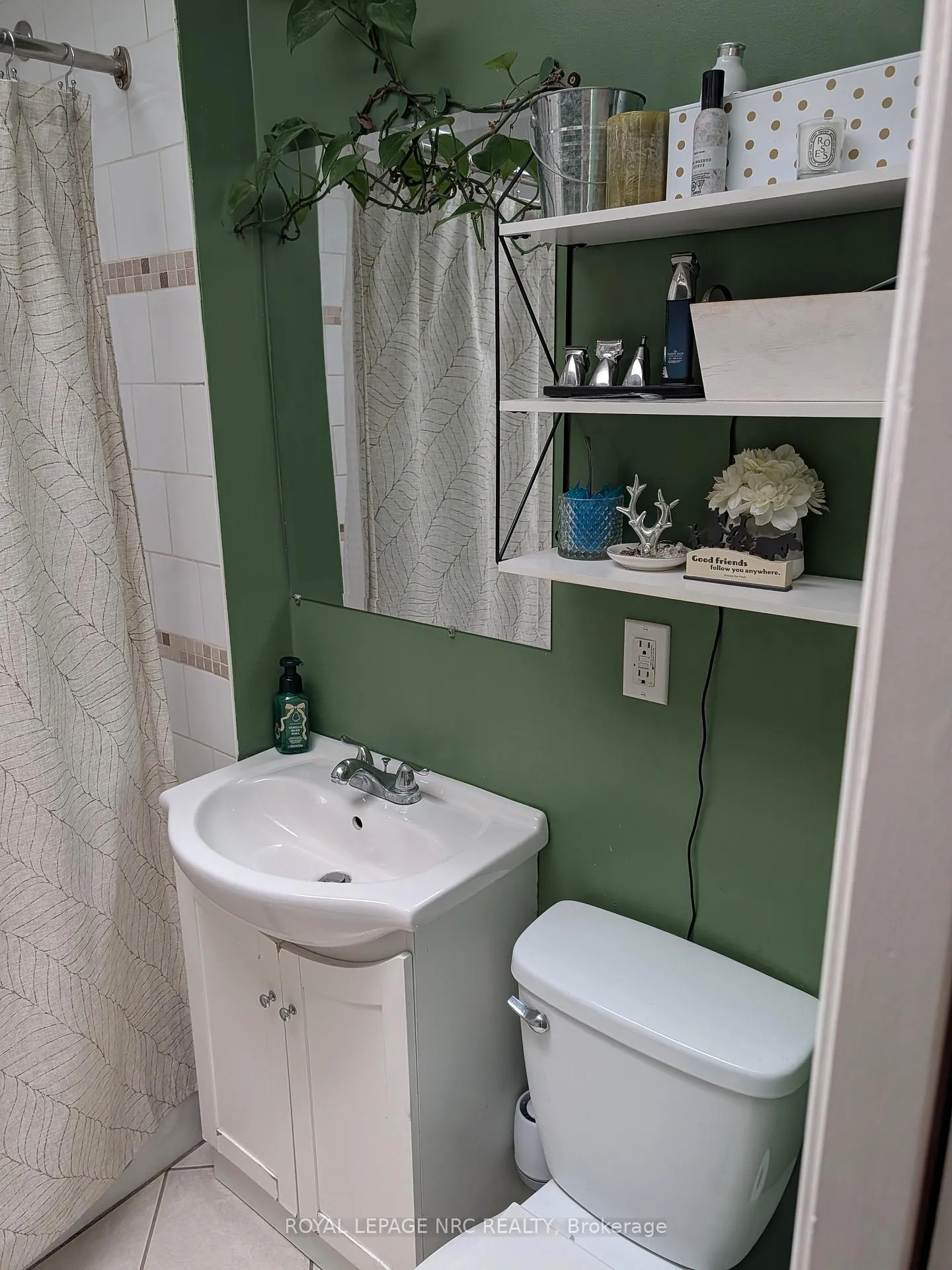 Photo 9 of 6 Nelles Road N, Welland, Lincoln/Crowland — HOMEH