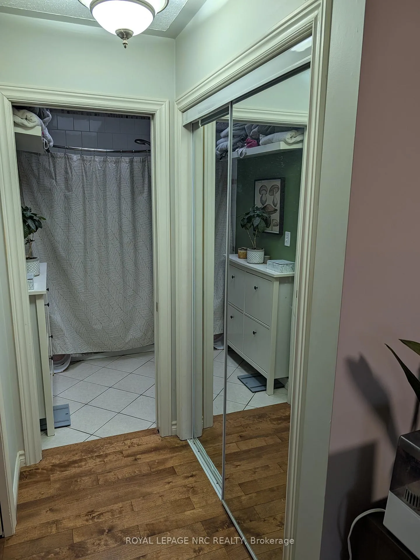 Photo 11 of 6 Nelles Road N, Welland, Lincoln/Crowland — HOMEH