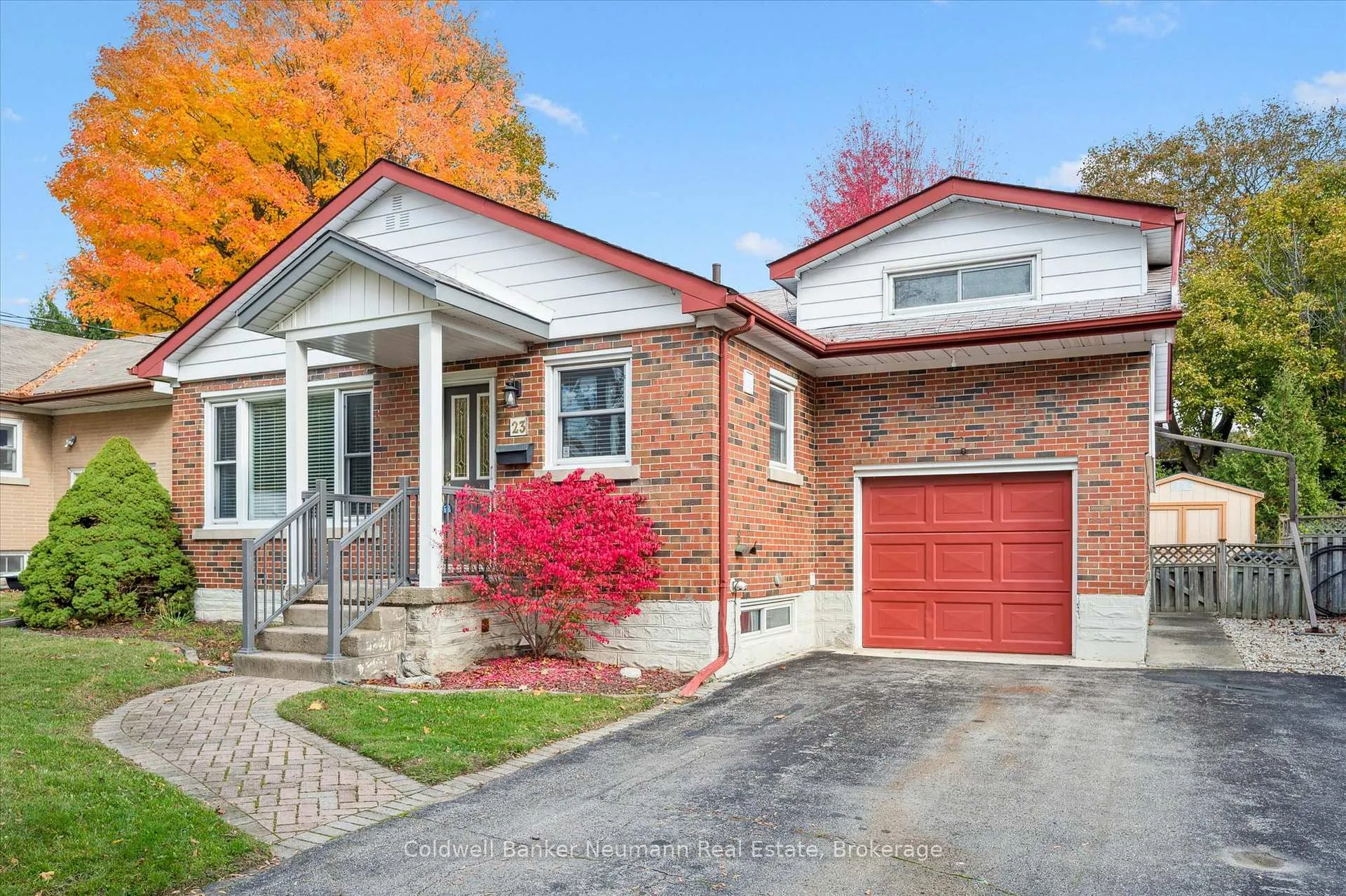 Photo 3 of 23 Collingwood Street, Guelph, Riverside Park — HOMEH