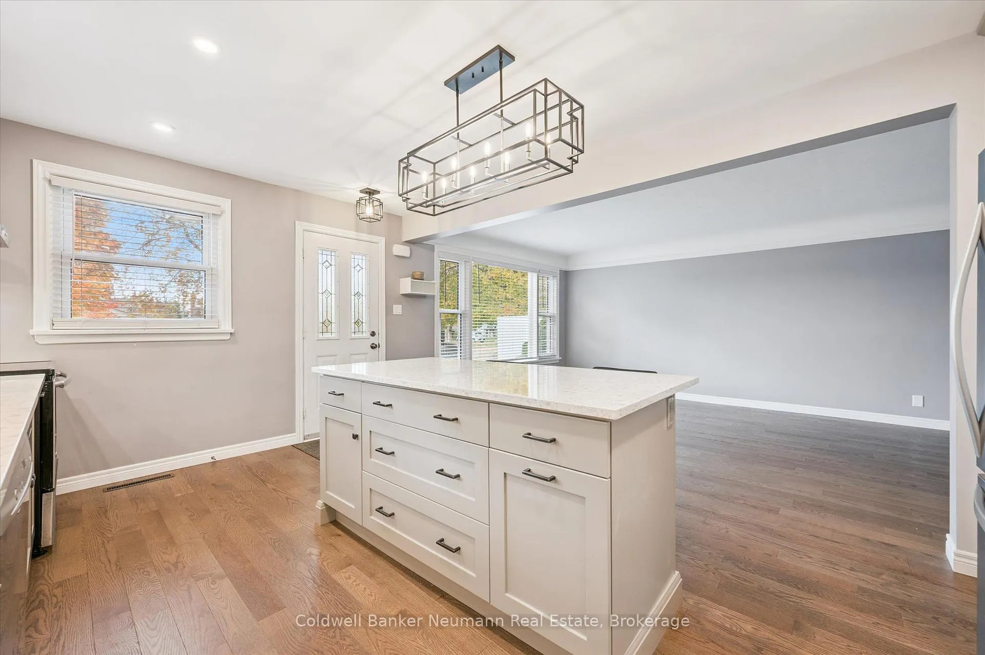 Photo 11 of 23 Collingwood Street, Guelph, Riverside Park — HOMEH