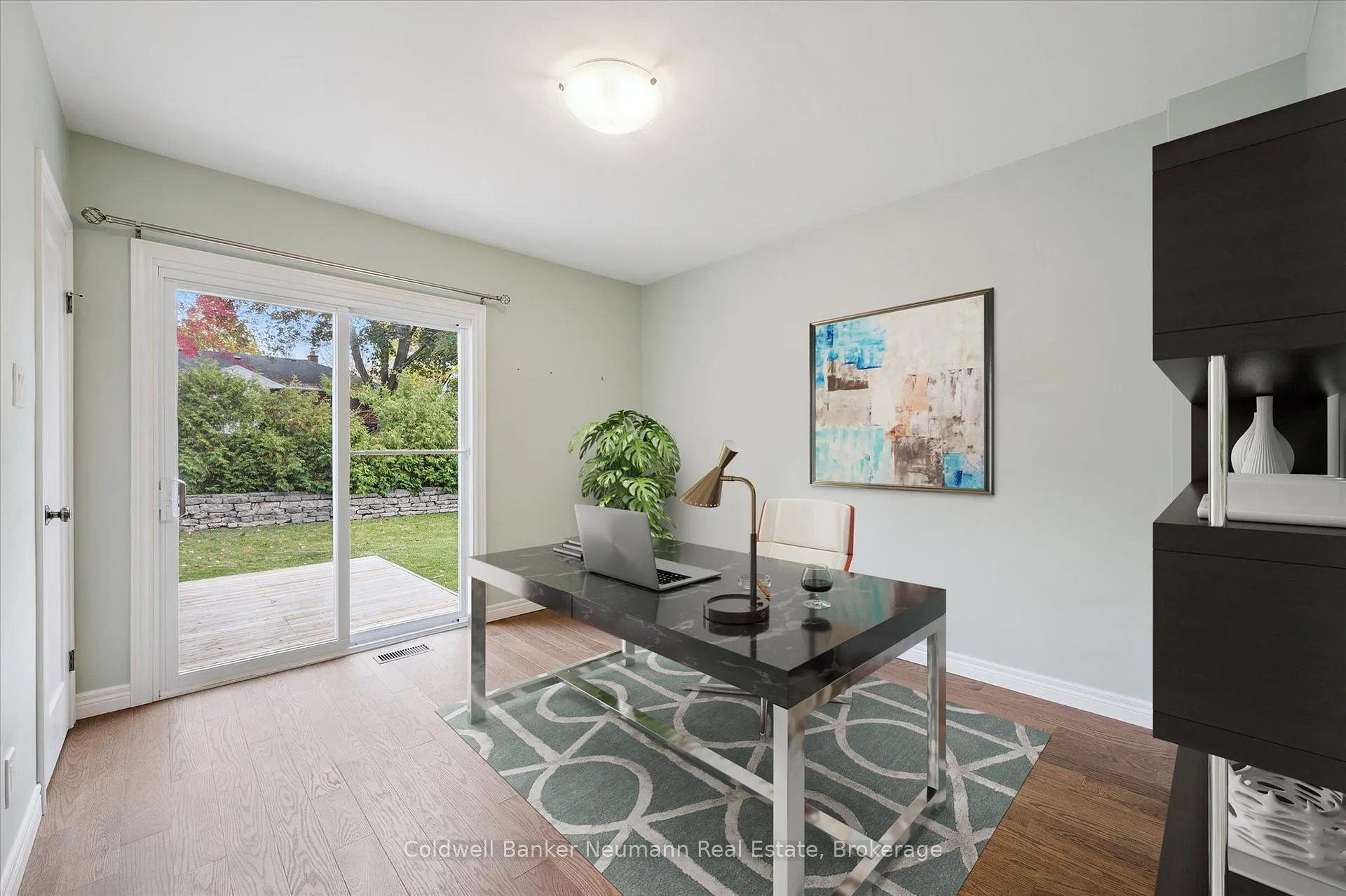 Photo 13 of 23 Collingwood Street, Guelph, Riverside Park — HOMEH