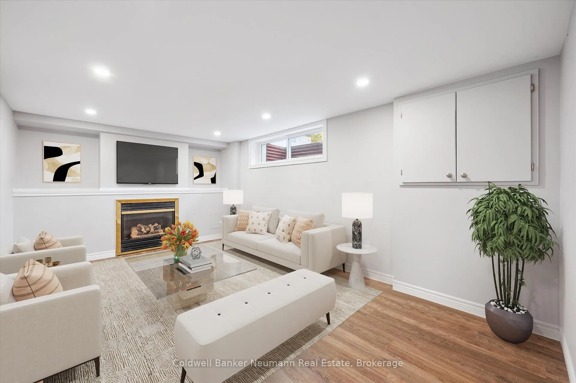 Photo 18 of 23 Collingwood Street, Guelph, Riverside Park — HOMEH