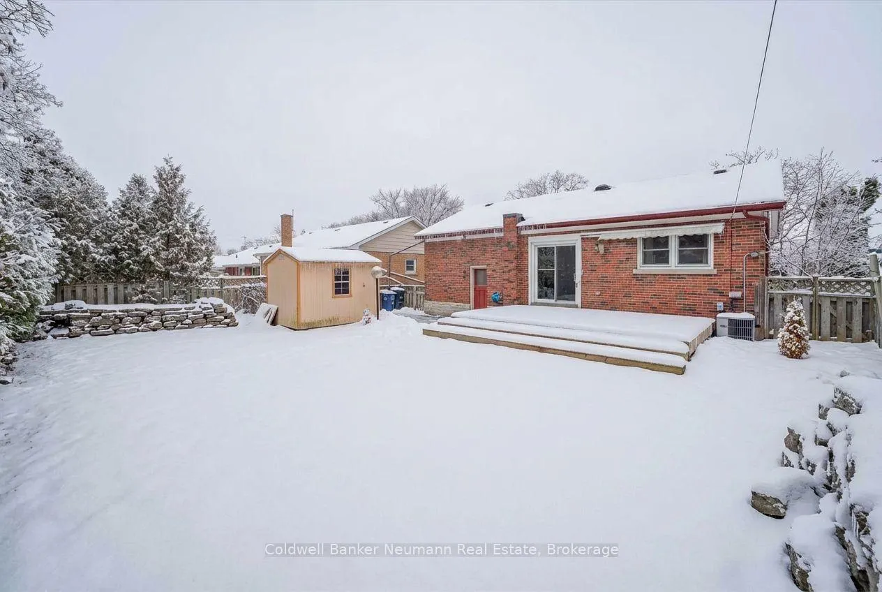 Photo 22 of 23 Collingwood Street, Guelph, Riverside Park — HOMEH