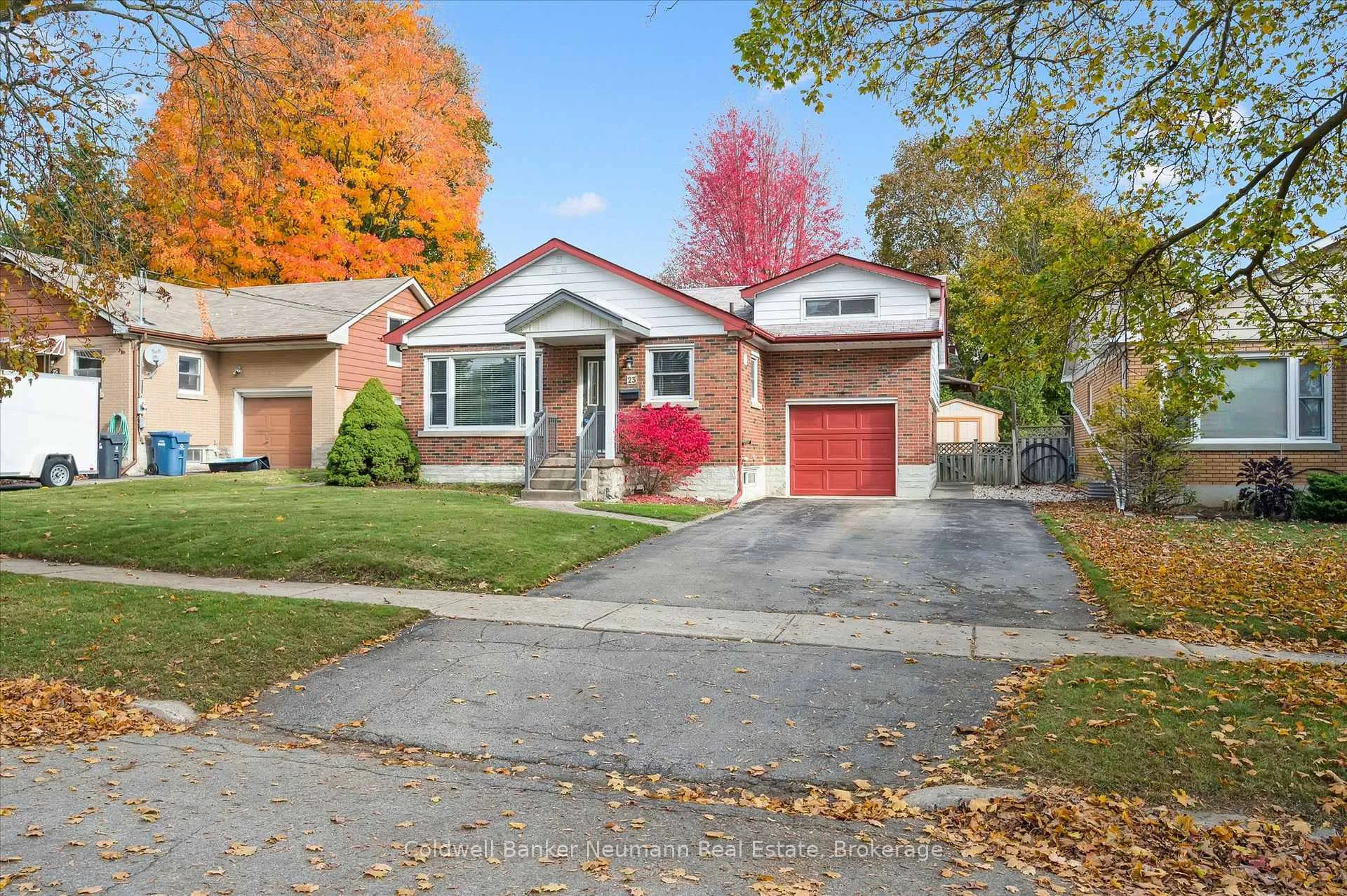 Photo 26 of 23 Collingwood Street, Guelph, Riverside Park — HOMEH