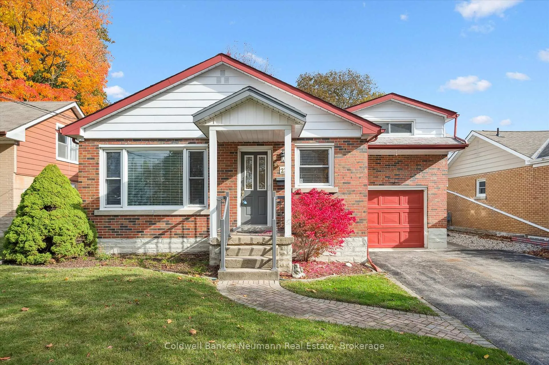 Photo 27 of 23 Collingwood Street, Guelph, Riverside Park — HOMEH