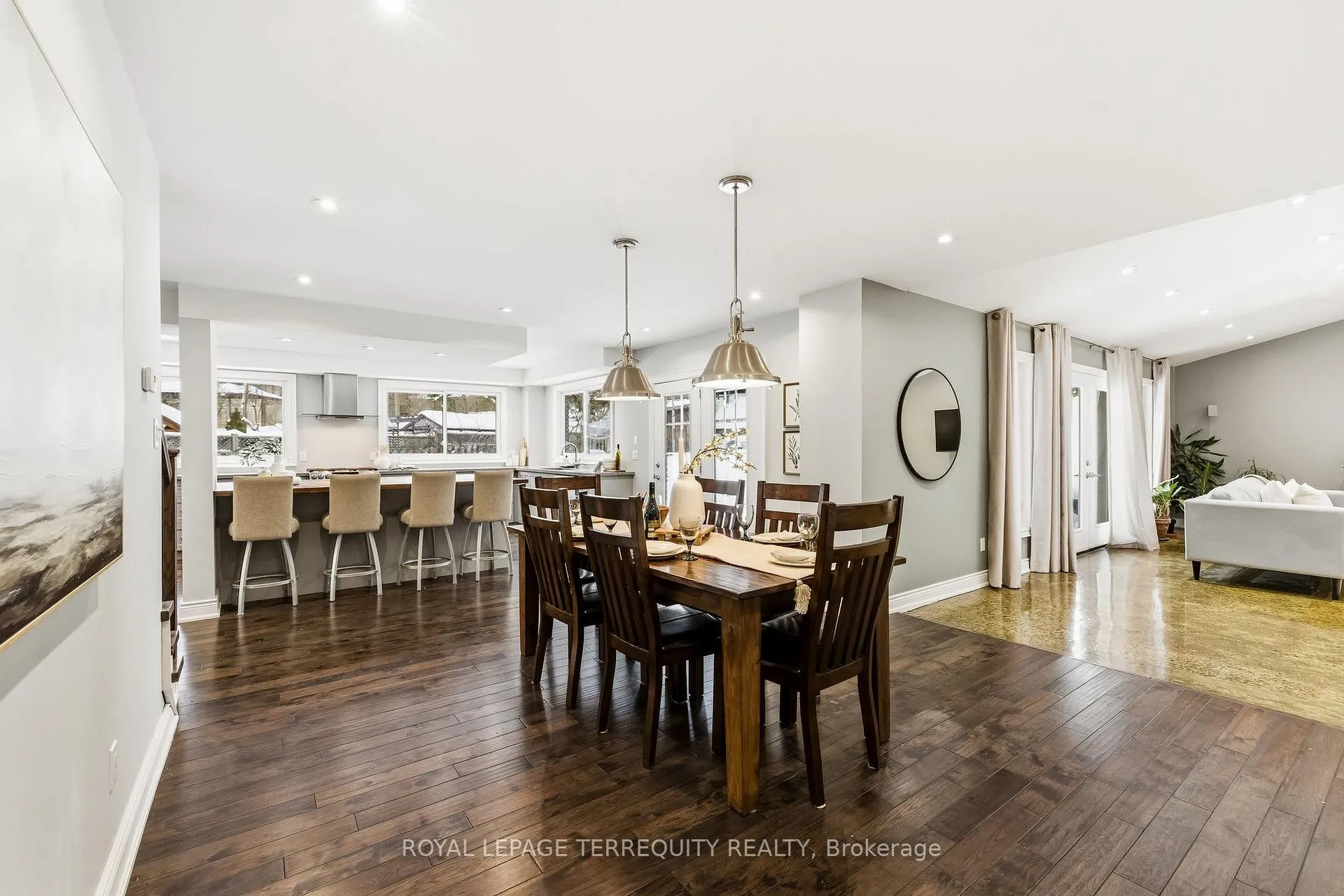 Photo 13 of 818 Kates Lane, Pickering, Amberlea — HOMEH