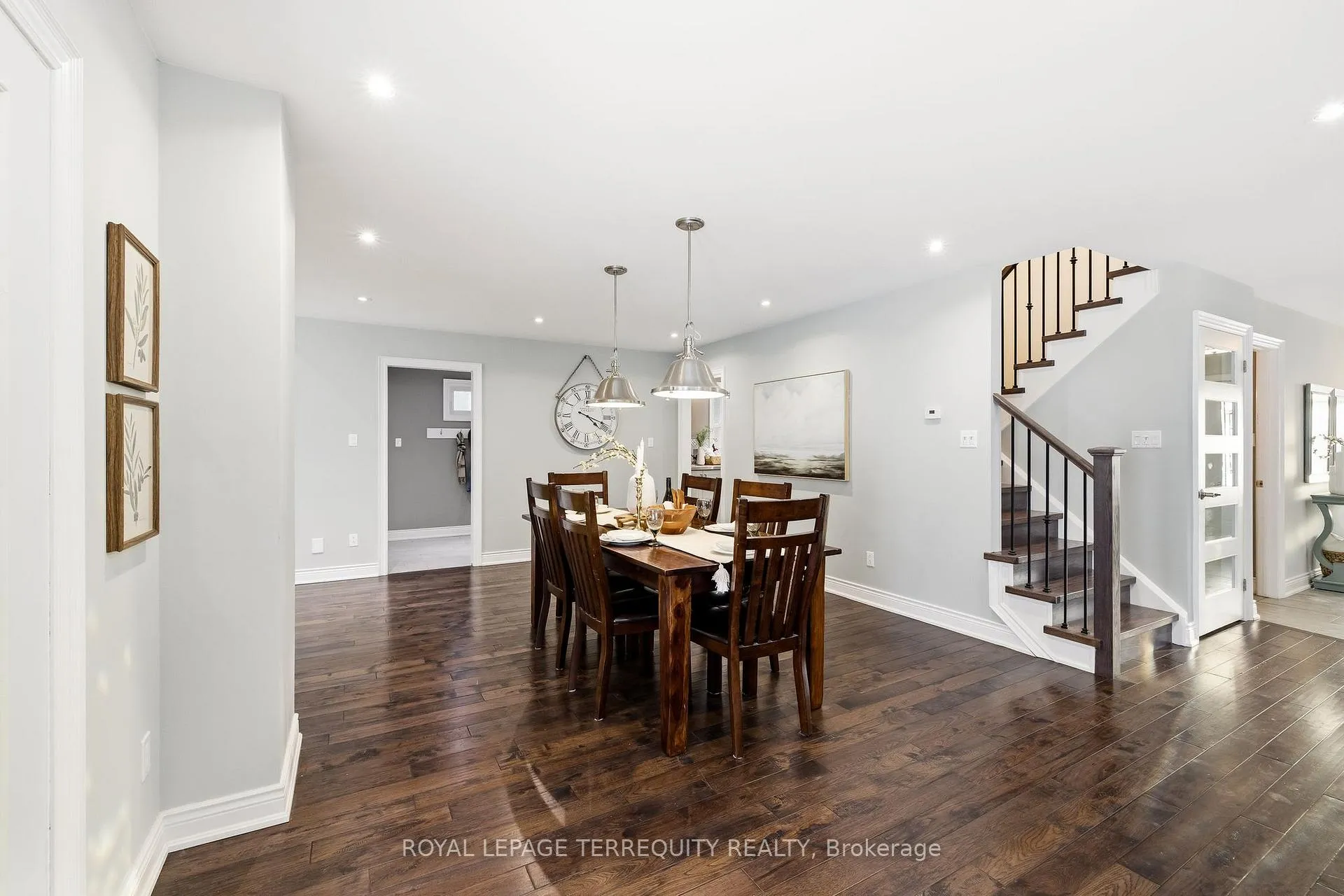 Photo 15 of 818 Kates Lane, Pickering, Amberlea — HOMEH