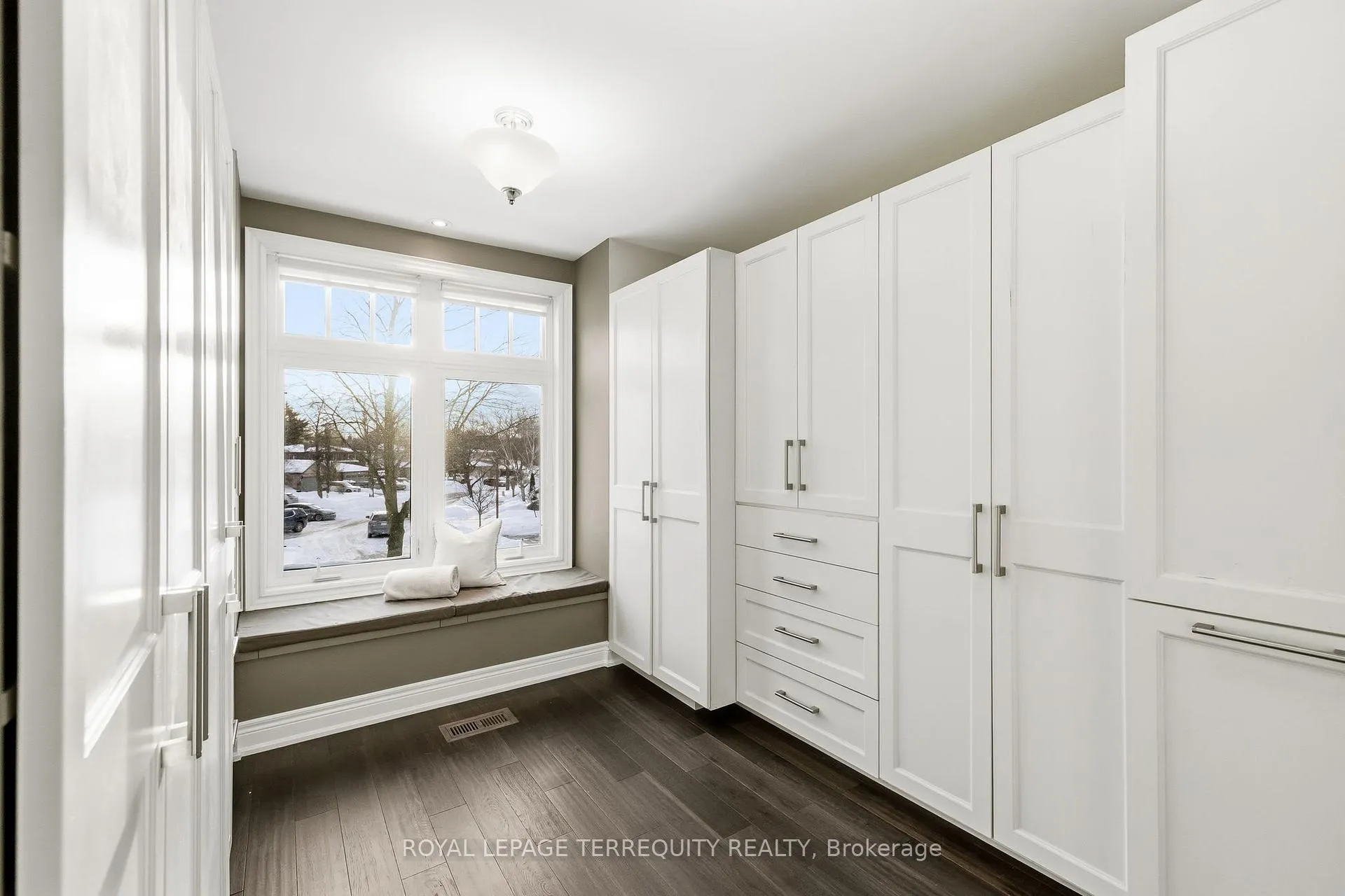 Photo 29 of 818 Kates Lane, Pickering, Amberlea — HOMEH