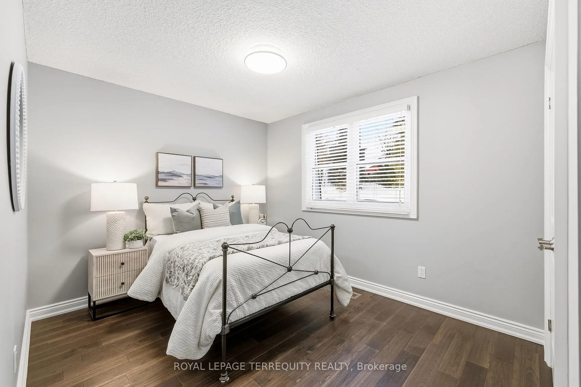 Photo 32 of 818 Kates Lane, Pickering, Amberlea — HOMEH