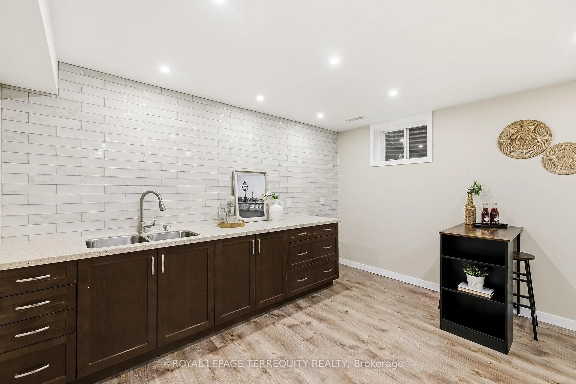 Photo 37 of 818 Kates Lane, Pickering, Amberlea — HOMEH