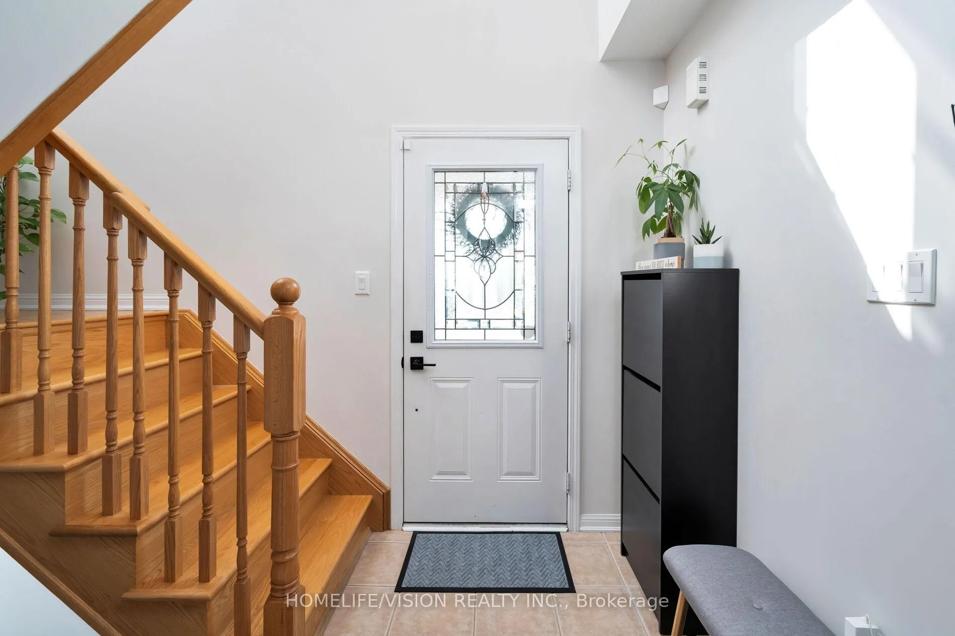 Photo 5 of 1865 Liatris Drive, Pickering, Duffin Heights — HOMEH