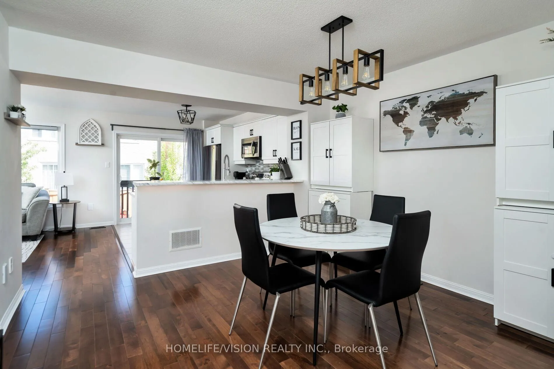 Photo 8 of 1865 Liatris Drive, Pickering, Duffin Heights — HOMEH