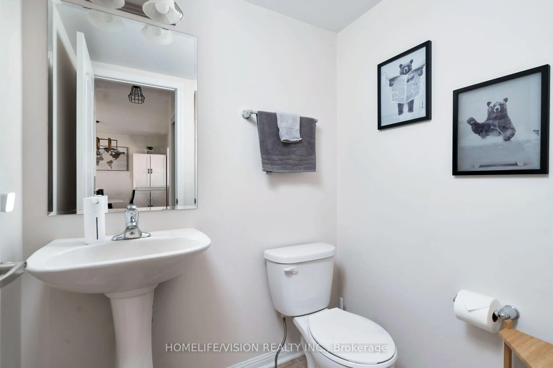 Photo 19 of 1865 Liatris Drive, Pickering, Duffin Heights — HOMEH