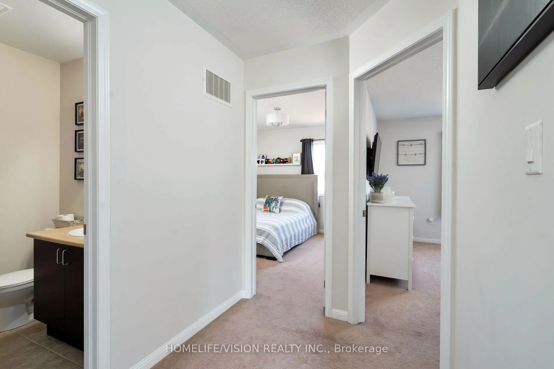 Photo 29 of 1865 Liatris Drive, Pickering, Duffin Heights — HOMEH