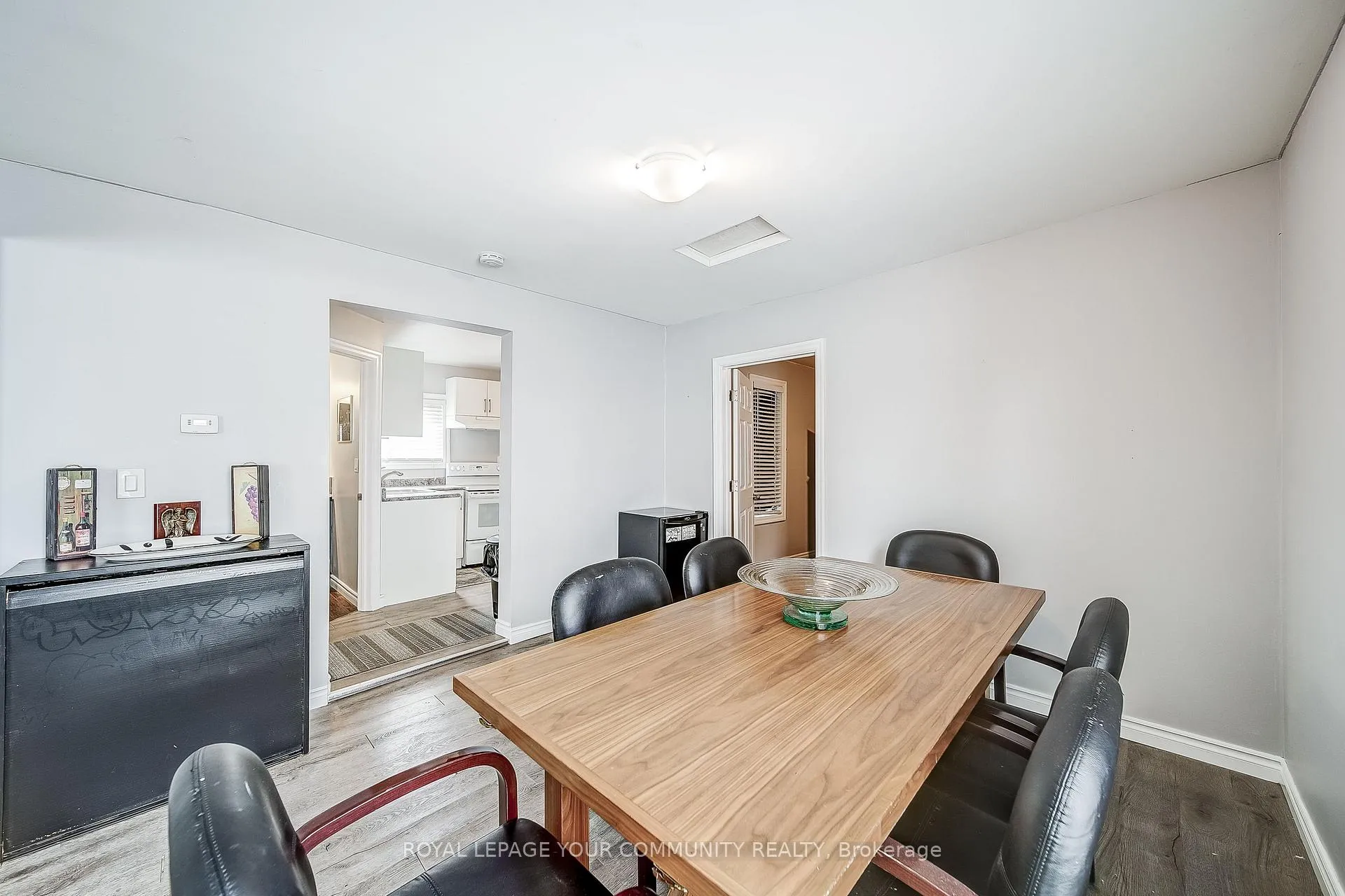 Photo 4 of 86 Temperance Street, Aurora, Aurora Village — HOMEH