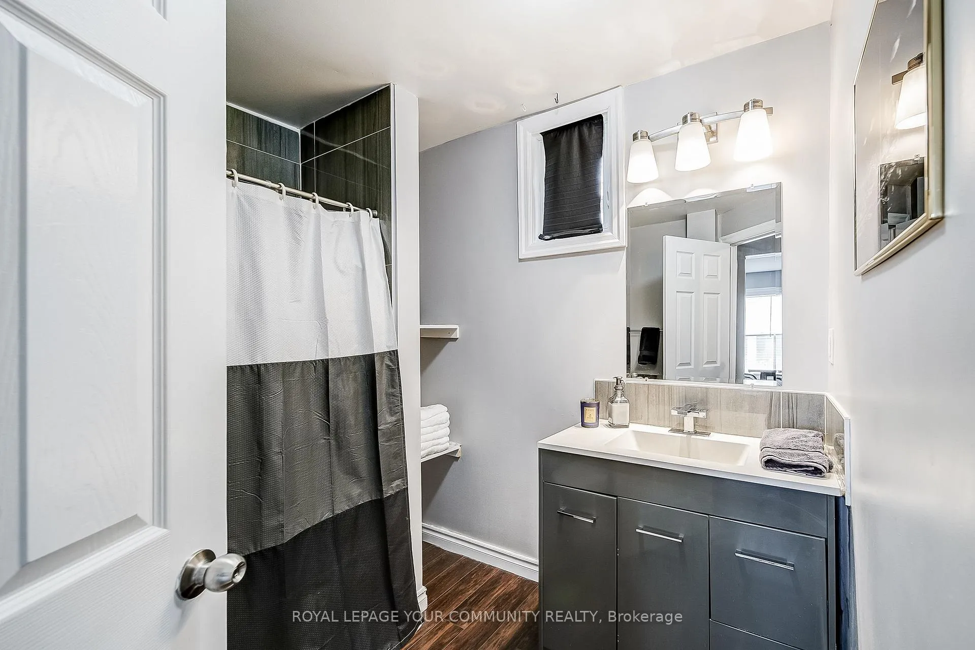 Photo 8 of 86 Temperance Street, Aurora, Aurora Village — HOMEH