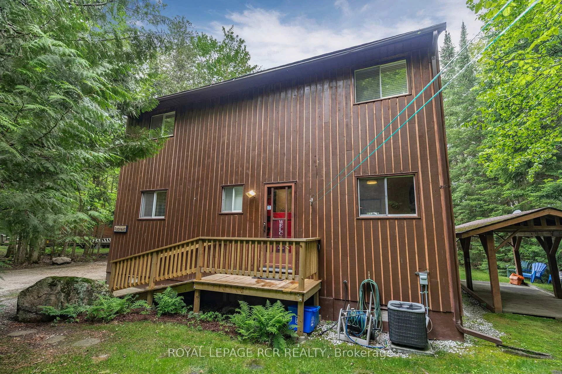 Photo 3 of 1034 Bird Lake Crescent, Bracebridge, Muskoka (N) — HOMEH