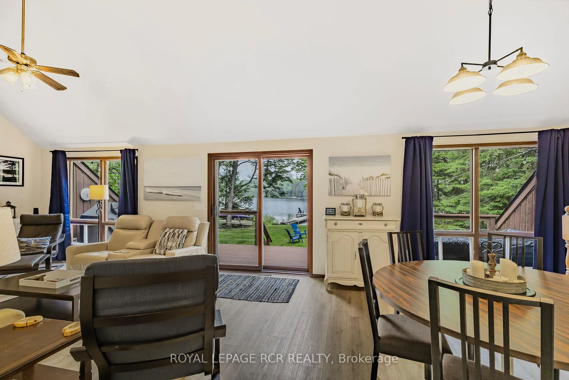 Photo 7 of 1034 Bird Lake Crescent, Bracebridge, Muskoka (N) — HOMEH