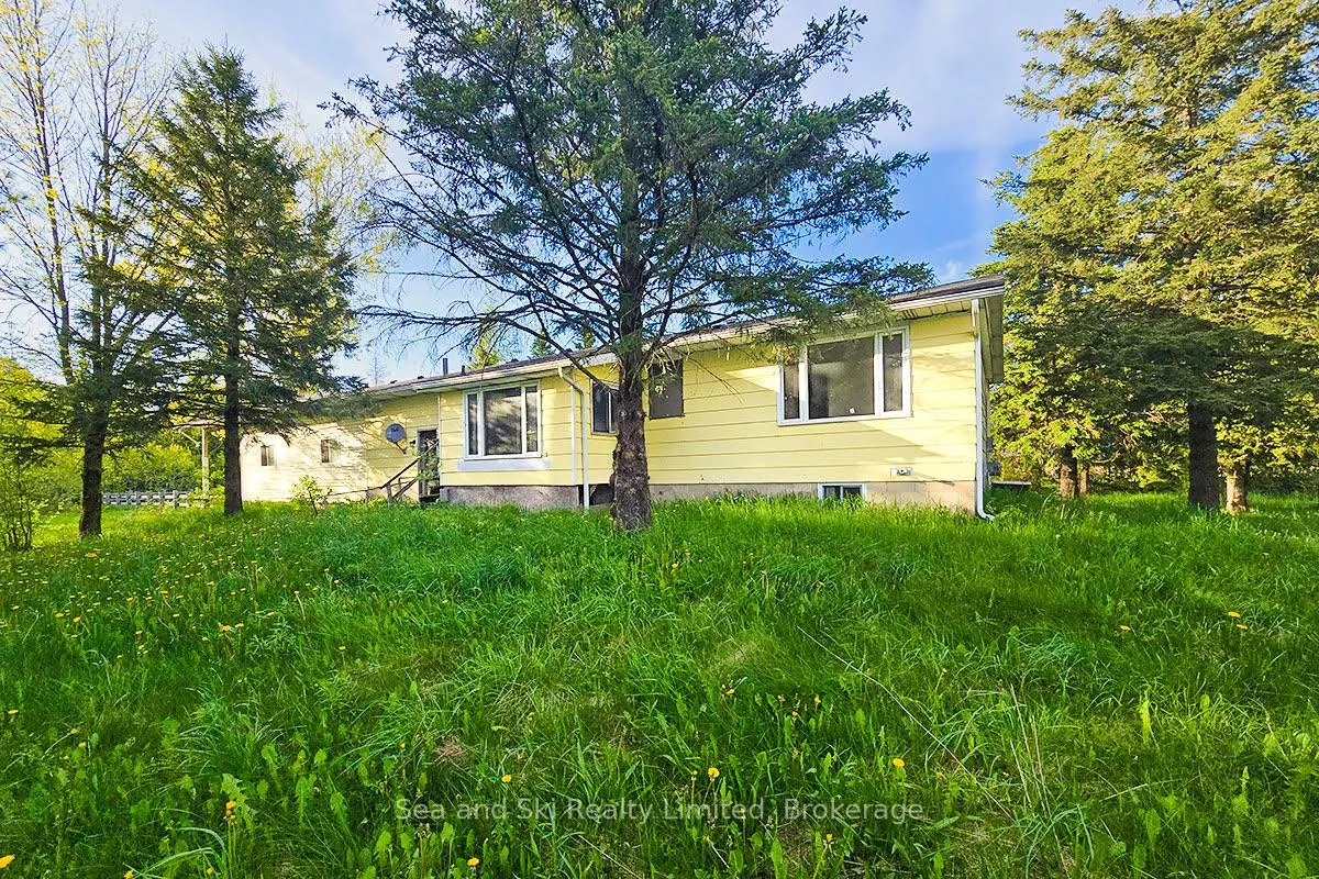 Photo 2 of 733586 West Back Line S, Grey Highlands — HOMEH