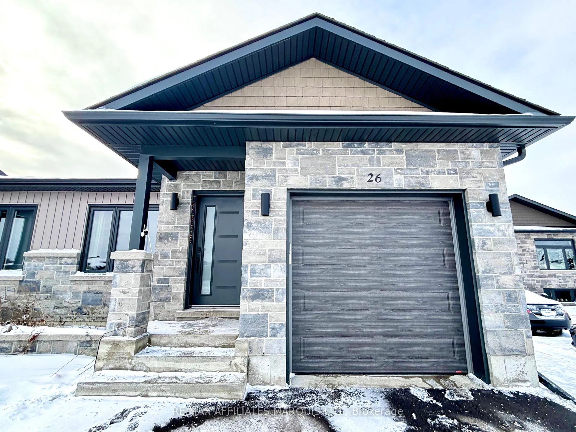 Photo 3 of 26 Portland Drive, Cornwall — HOMEH