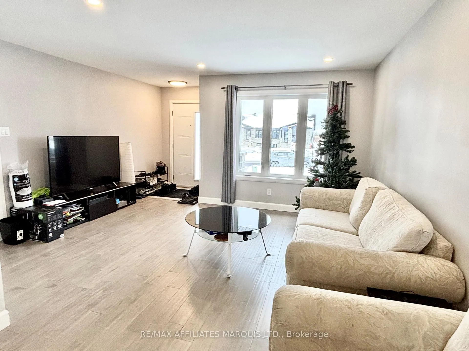 Photo 6 of 26 Portland Drive, Cornwall — HOMEH