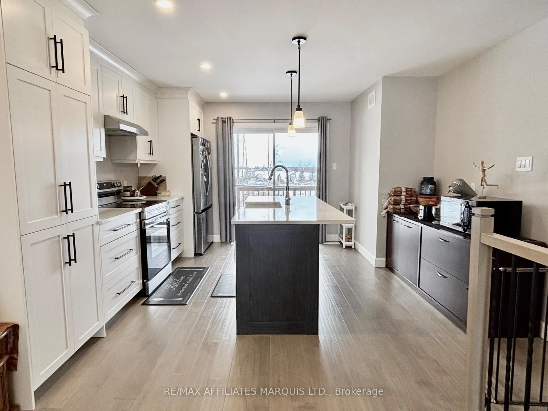 Photo 10 of 26 Portland Drive, Cornwall — HOMEH