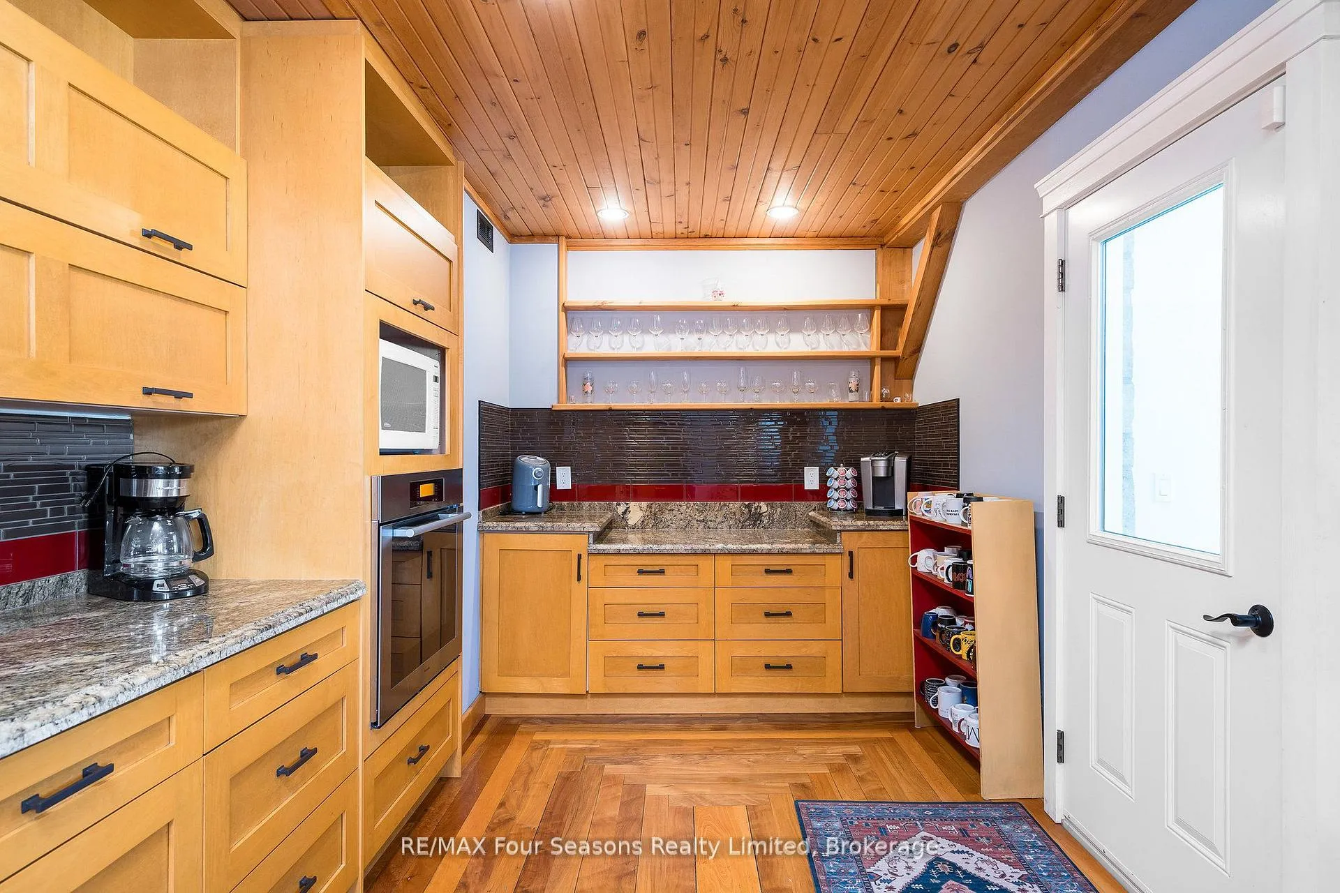Photo 8 of 124 Dinsmore Street, Meaford — HOMEH