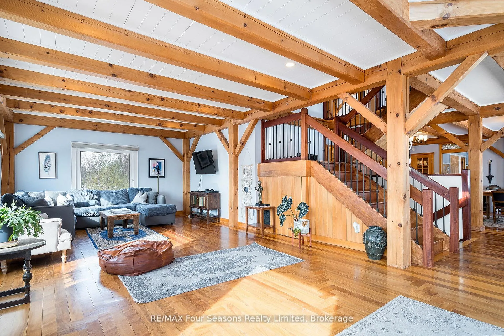 Photo 11 of 124 Dinsmore Street, Meaford — HOMEH