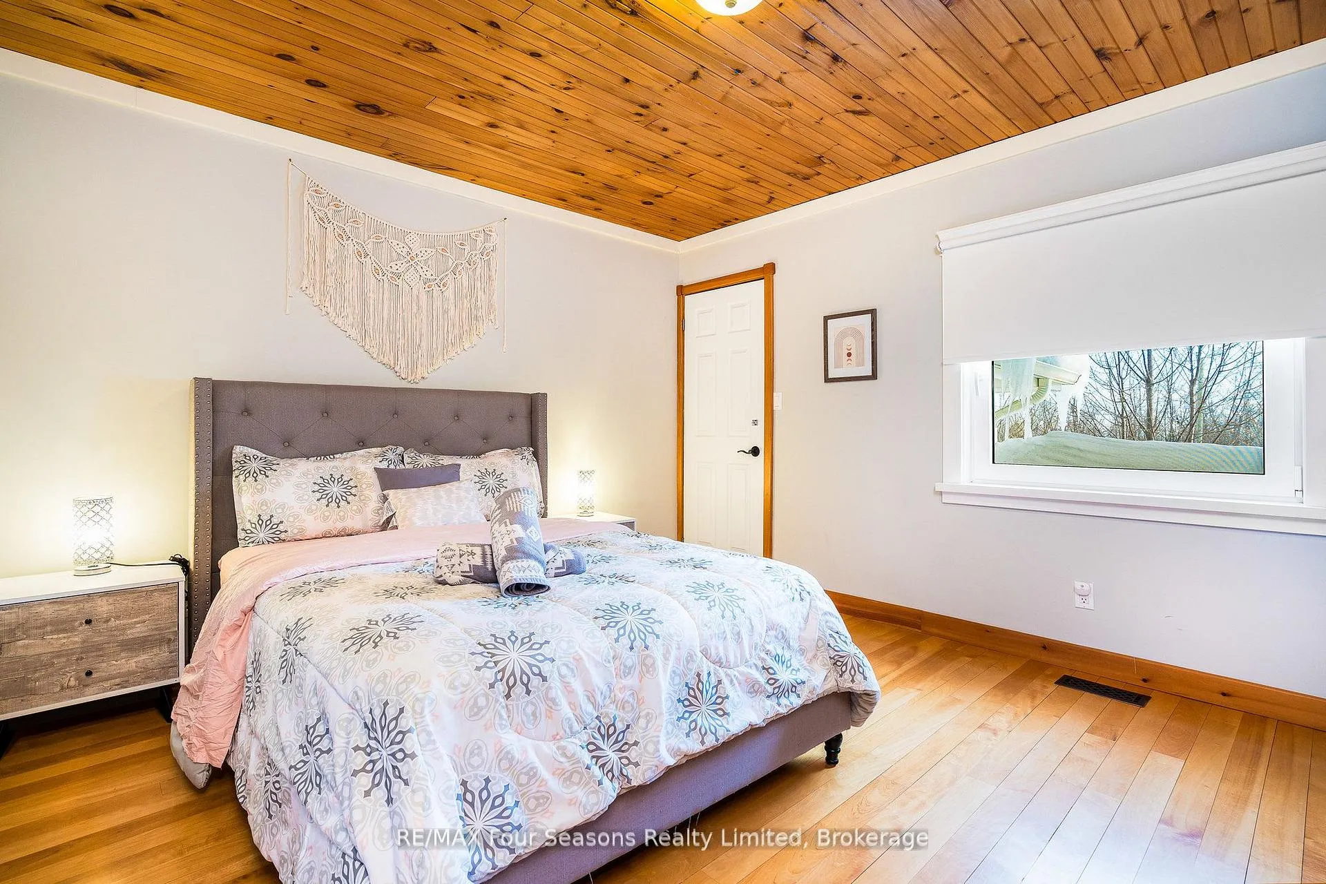 Photo 19 of 124 Dinsmore Street, Meaford — HOMEH