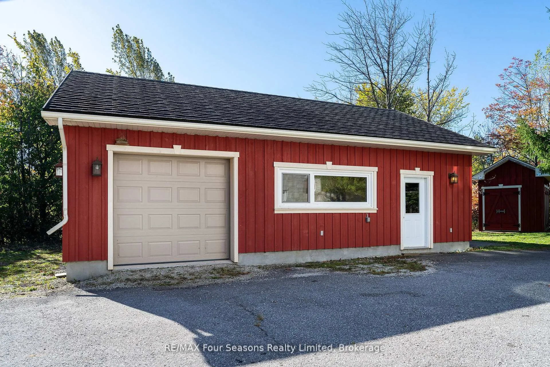Photo 36 of 124 Dinsmore Street, Meaford — HOMEH