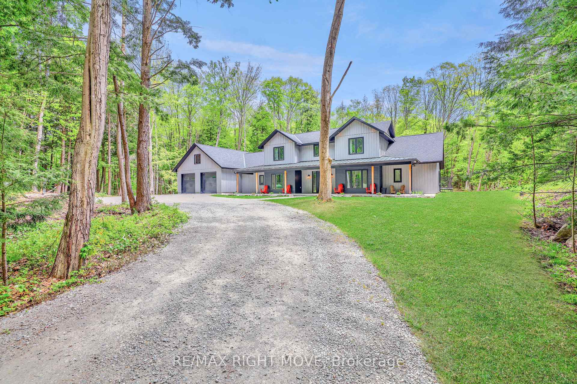 Front of 1025 Davis Drive