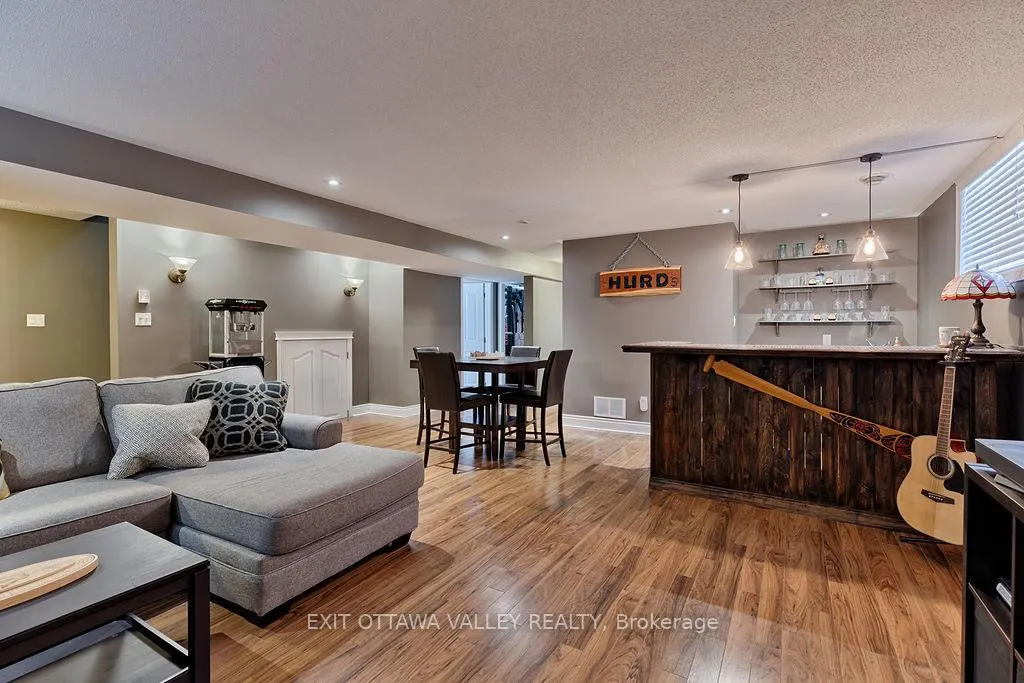 Photo 28 of 2023 Sandstone Crescent N, Petawawa — HOMEH
