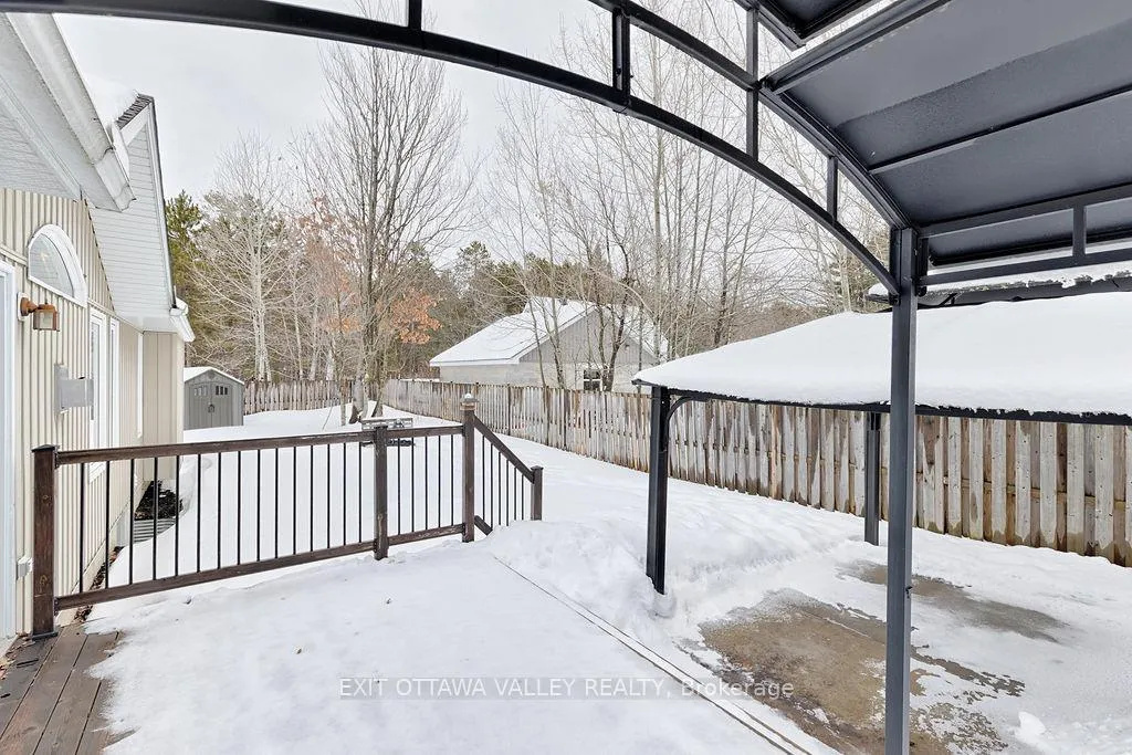 Photo 38 of 2023 Sandstone Crescent N, Petawawa — HOMEH