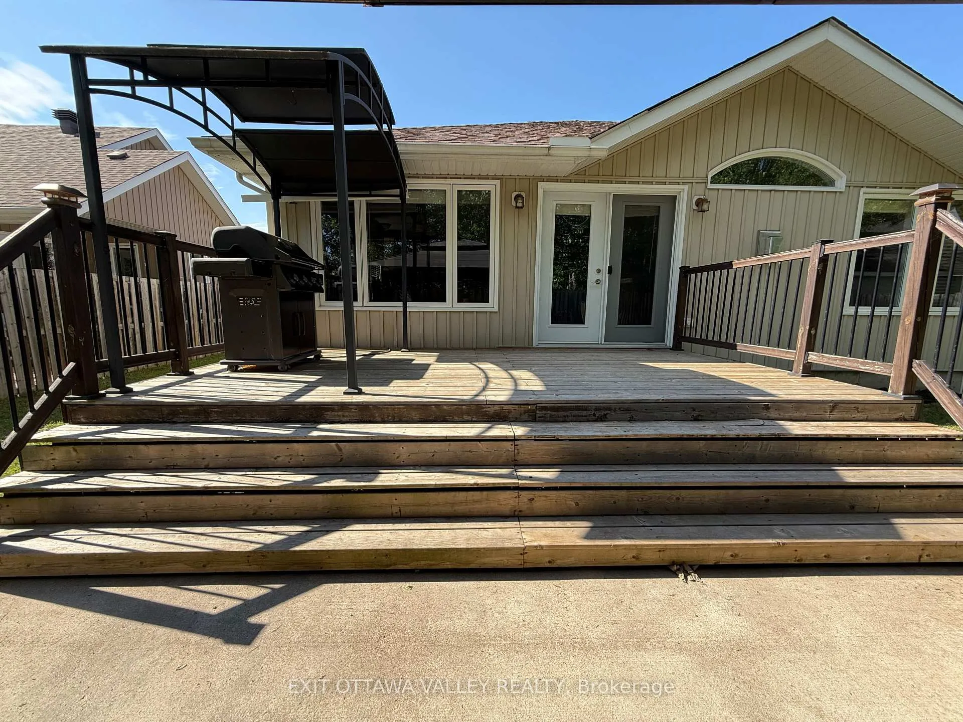 Photo 42 of 2023 Sandstone Crescent N, Petawawa — HOMEH