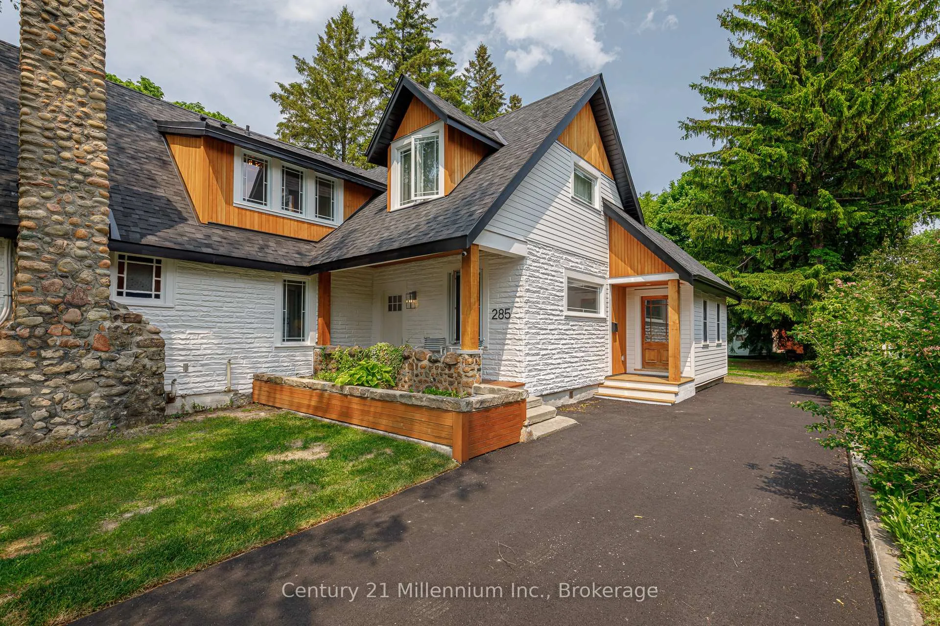 Photo 3 of 285 Maple Street, Collingwood — HOMEH