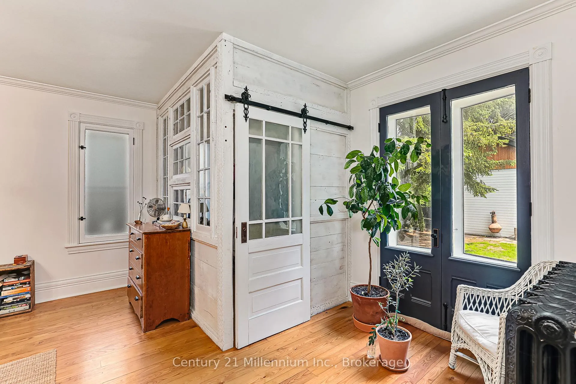 Photo 10 of 285 Maple Street, Collingwood — HOMEH