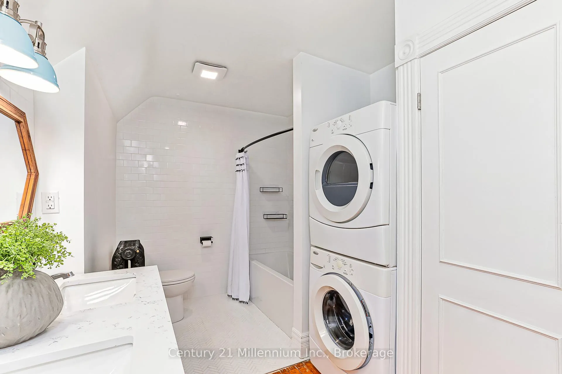 Photo 44 of 285 Maple Street, Collingwood — HOMEH