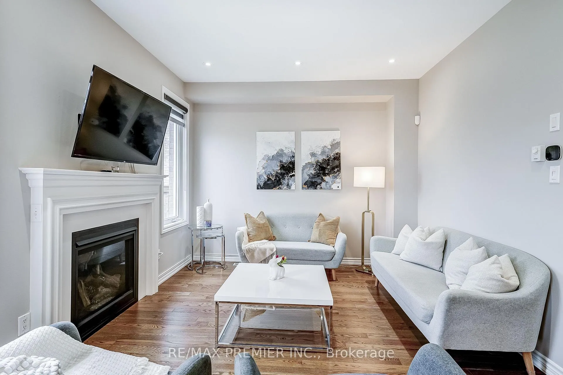 Photo 14 of 42 Jackson Drive, New Tecumseth, Tottenham — HOMEH
