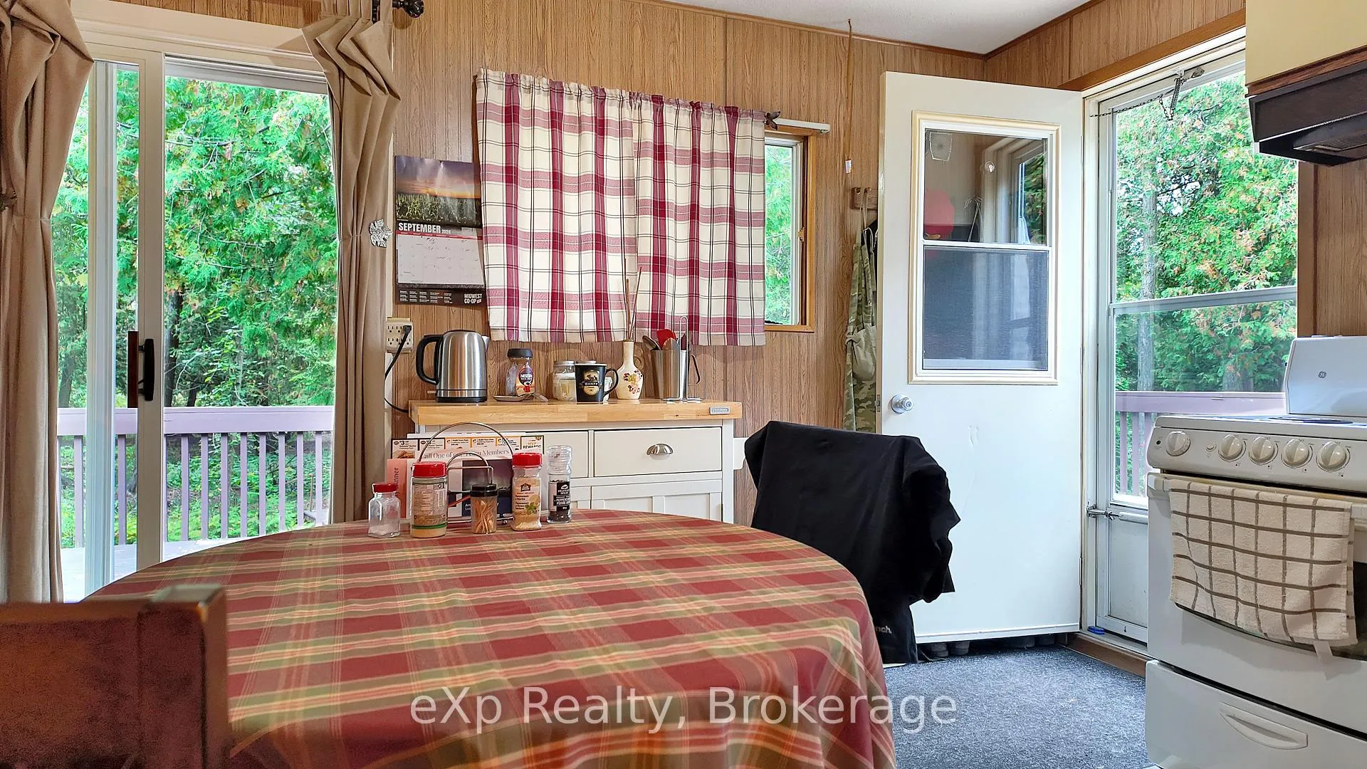 Photo 3 of 119 Old Bridge Road S, West Grey — HOMEH