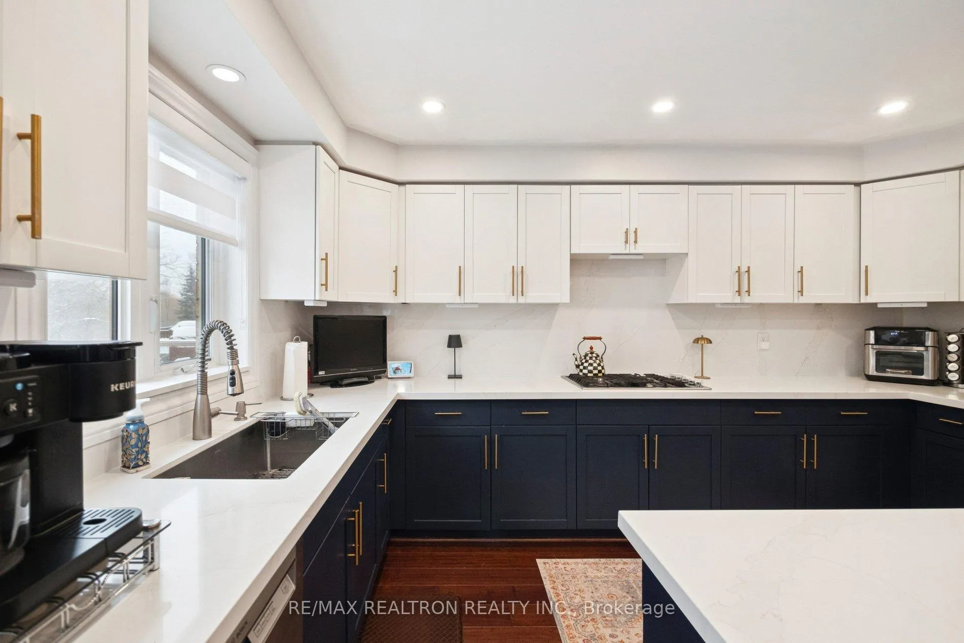 Photo 15 of 174 Hammerstone Crescent, Vaughan, Beverley Glen — HOMEH