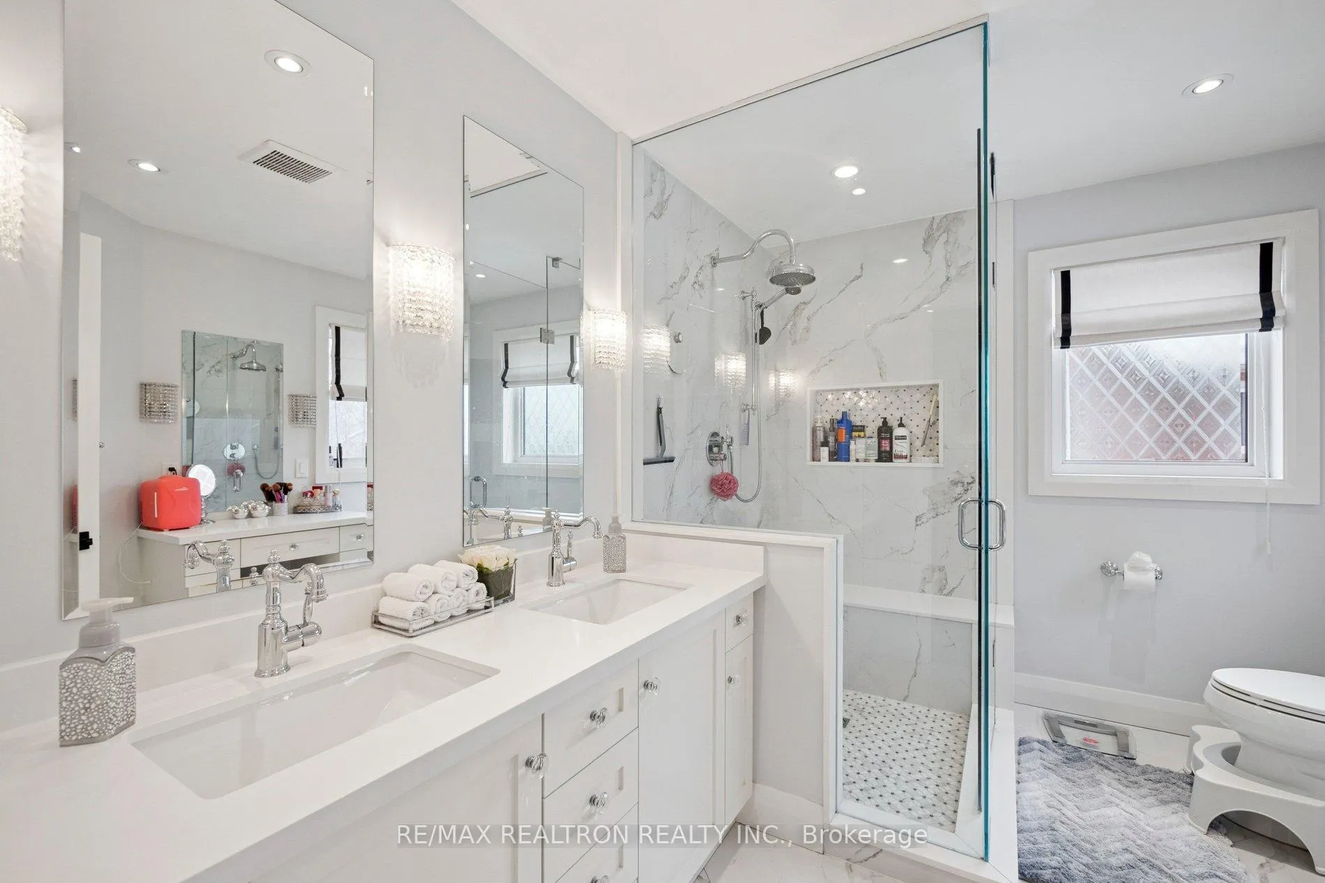 Photo 28 of 174 Hammerstone Crescent, Vaughan, Beverley Glen — HOMEH