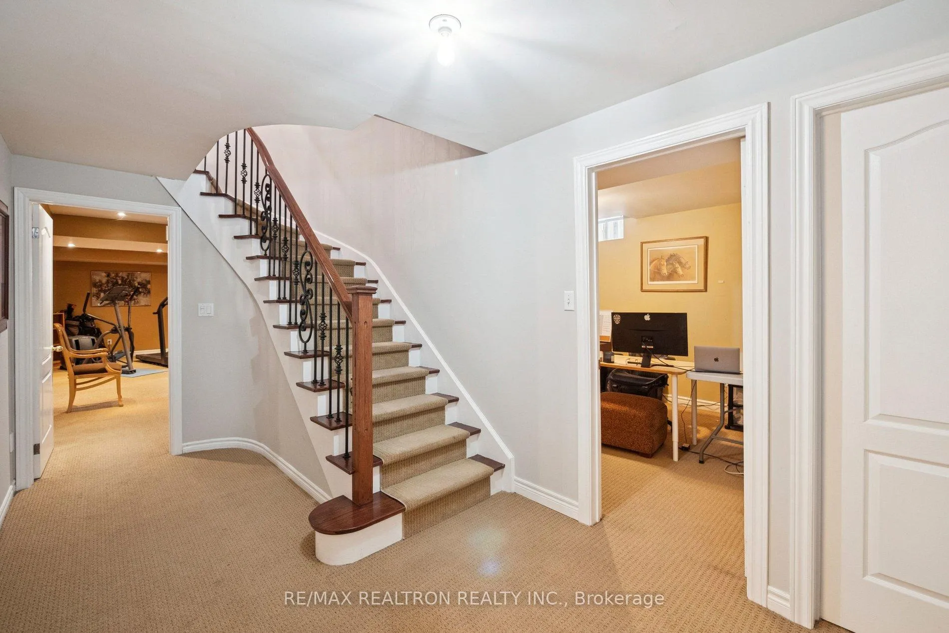 Photo 37 of 174 Hammerstone Crescent, Vaughan, Beverley Glen — HOMEH