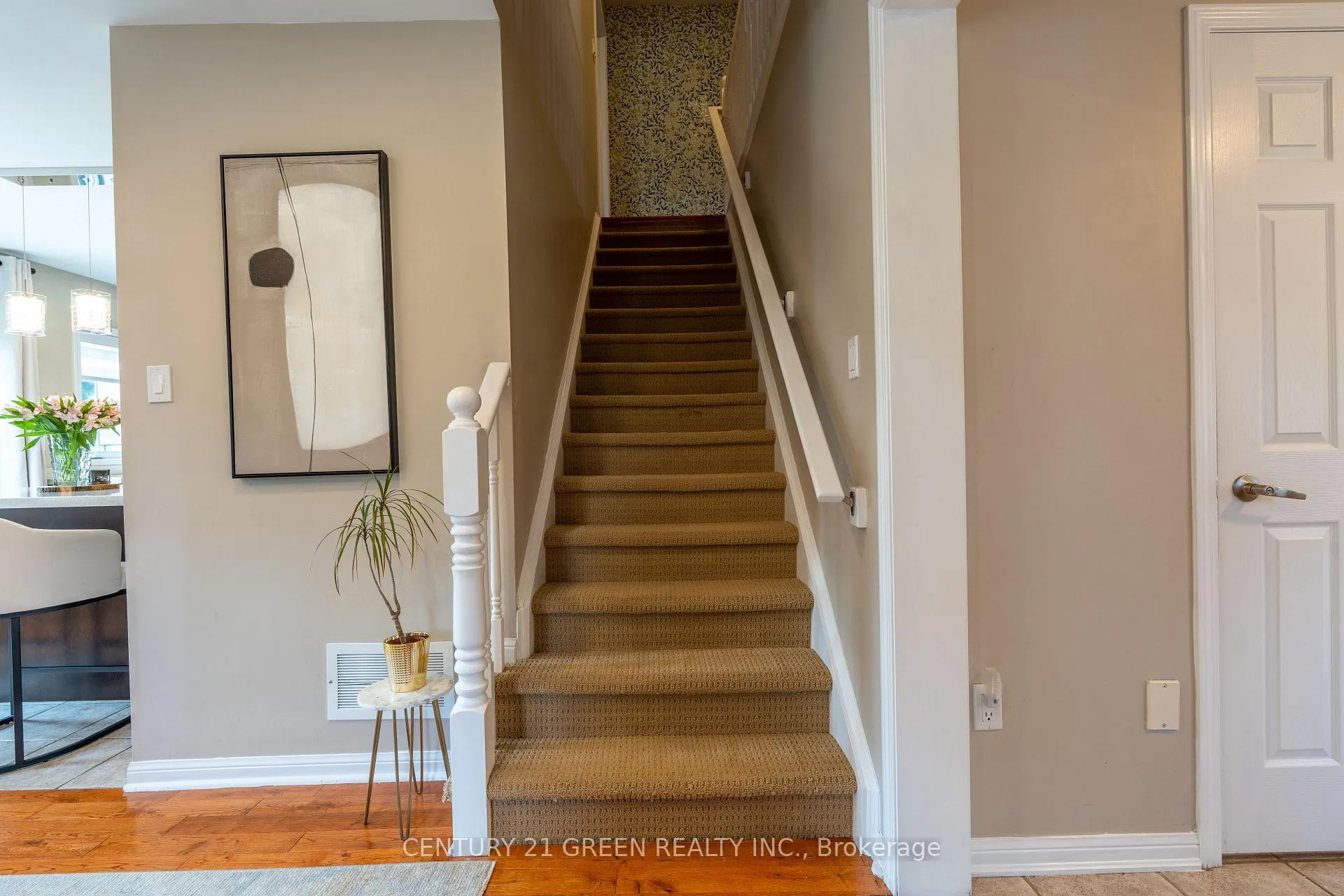 Photo 10 of 936 Hepburn Road, Milton, Coates — HOMEH