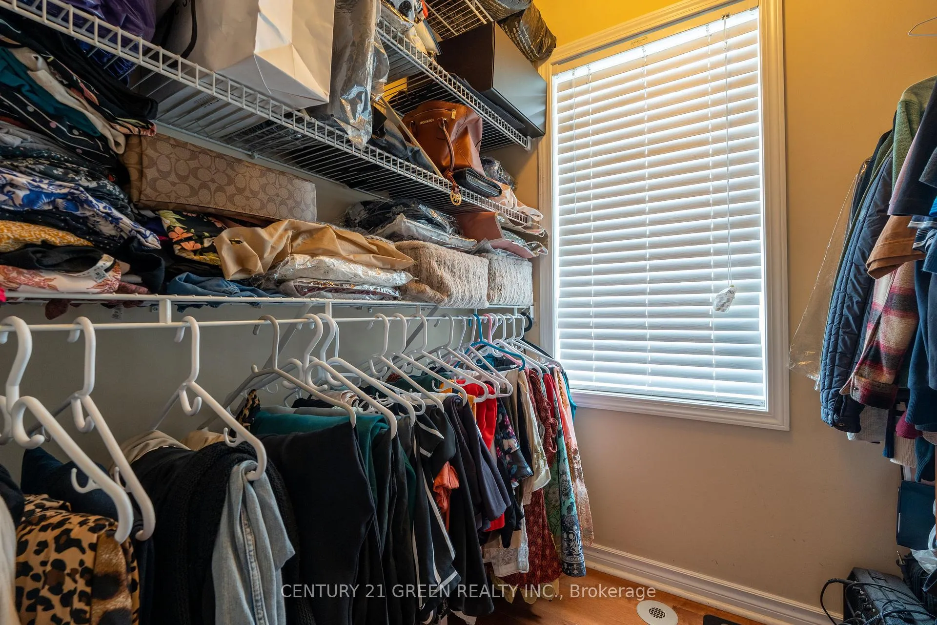 Photo 12 of 936 Hepburn Road, Milton, Coates — HOMEH