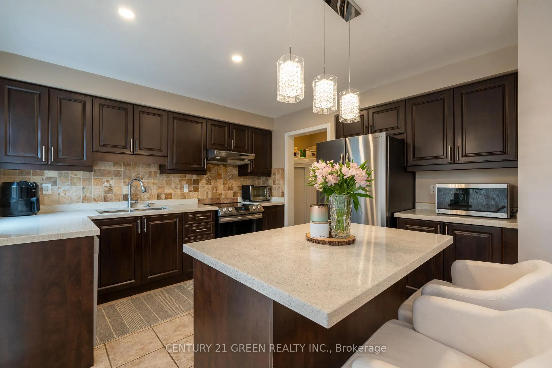 Photo 17 of 936 Hepburn Road, Milton, Coates — HOMEH