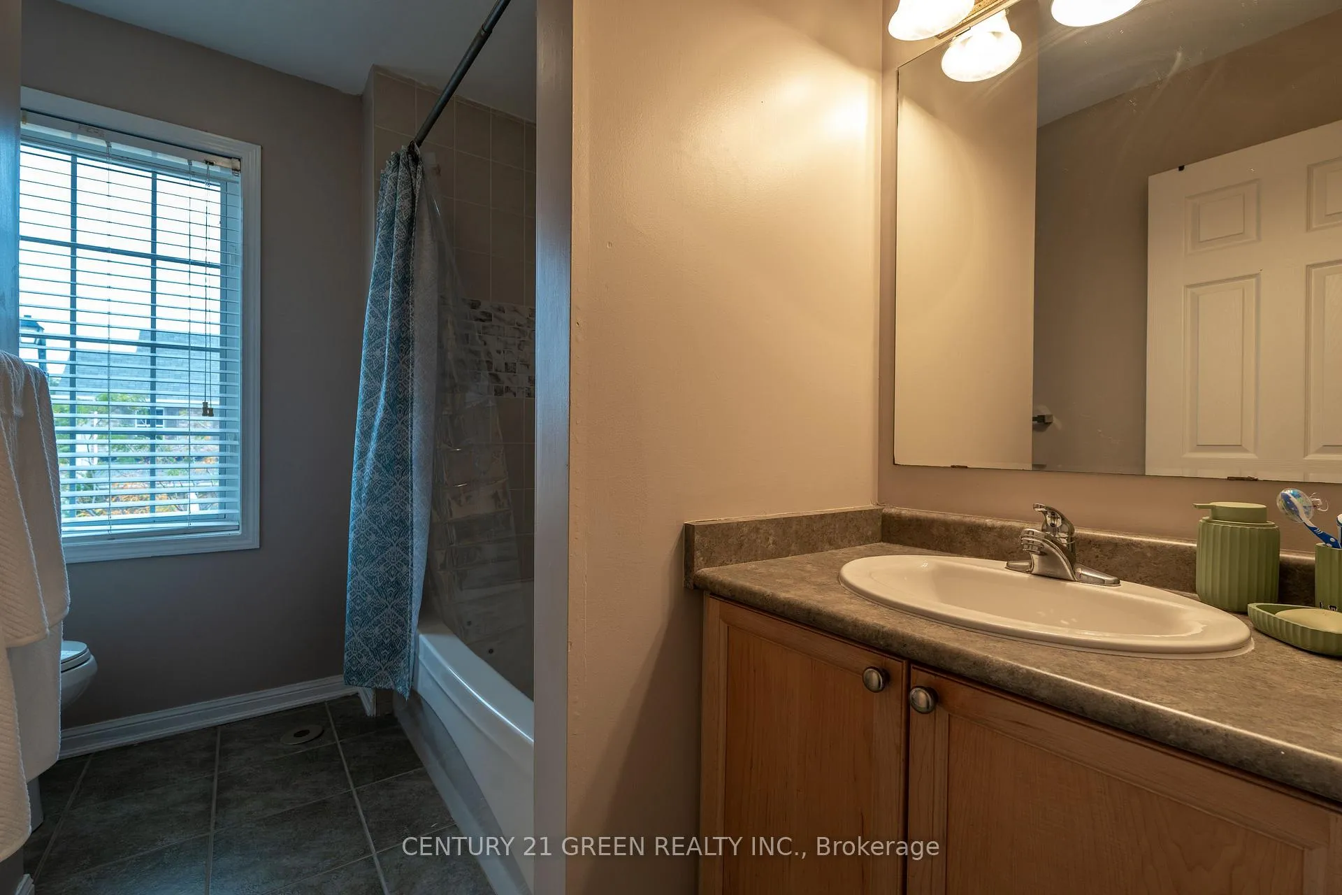 Photo 25 of 936 Hepburn Road, Milton, Coates — HOMEH